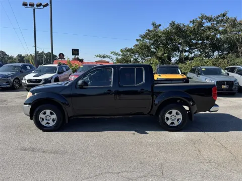 Photos of 2005 Nissan Frontier SE for sale in Louisville, TN at Monster Motors - Knoxville, TN