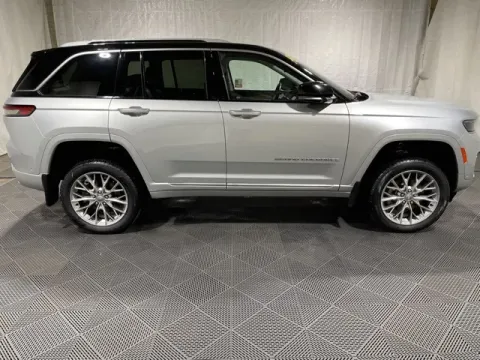 More photos of 2022 Jeep Grand Cherokee Summit at Monster Motors - Knoxville, TN, TN