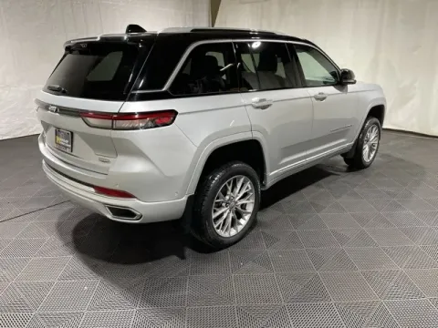 More photos of 2022 Jeep Grand Cherokee Summit at Monster Motors - Knoxville, TN, TN