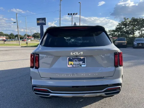 More photos of 2022 Kia Sorento EX at Monster Motors - Knoxville, TN, TN