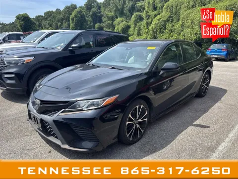 Black 2018 Toyota Camry SE for sale in Louisville, TN