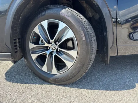 Another view of 2024 Toyota Highlander XLE for sale in Louisville, TN at Monster Motors - Knoxville, TN