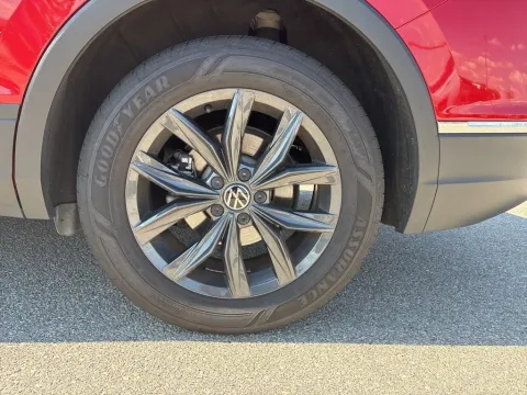 More photos of 2024 Volkswagen Tiguan 2.0T SE at Monster Motors - Knoxville, TN, TN