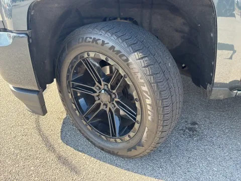 Another view of 2017 Chevrolet Silverado 1500 High Country for sale in Louisville, TN at Monster Motors - Knoxville, TN