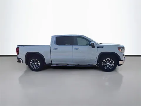 More photos of 2021 GMC Sierra 1500 SLT at Monster Motors - Knoxville, TN, TN