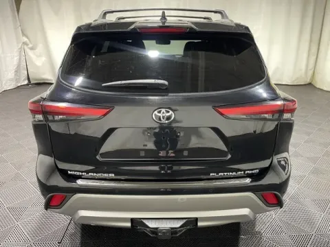 More photos of 2021 Toyota Highlander Platinum at Monster Motors - Knoxville, TN, TN