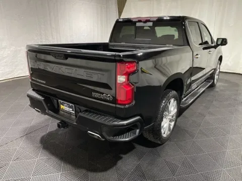 More photos of 2022 Chevrolet Silverado 1500 High Country at Monster Motors - Knoxville, TN, TN