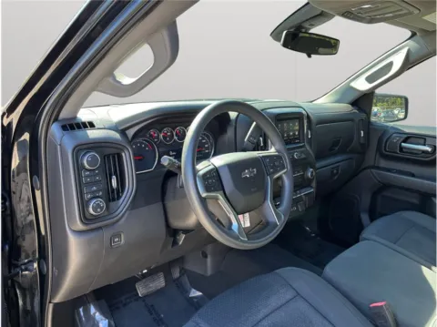 More photos of 2021 Chevrolet Silverado 1500 Crew Cab Custom Trail Boss Pickup 4D 5 3/4 ft at Merit Auto Group Atlantic, FL