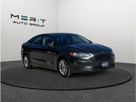 Gray 2020 Ford Fusion SE Sedan 4D for sale in Jacksonville, FL