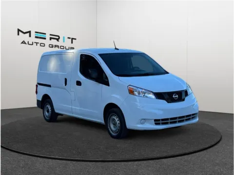 White 2021 Nissan NV200 S Van 4D for sale in Jacksonville, FL