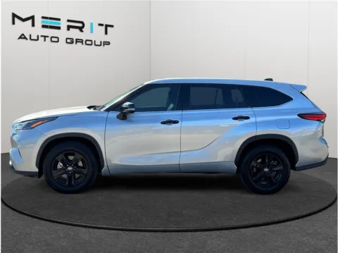 More photos of 2022 Toyota Highlander LE Sport Utility 4D at Merit Auto Group Atlantic, FL