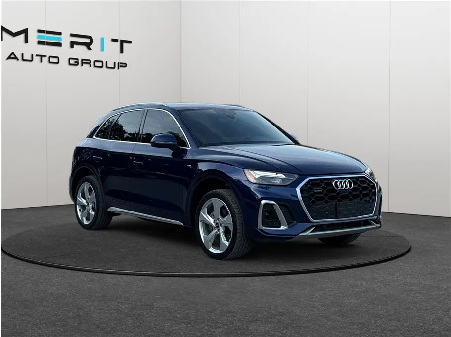 2023 Audi Q5 45 TFSI S line Premium Plus Sport Utility 4D