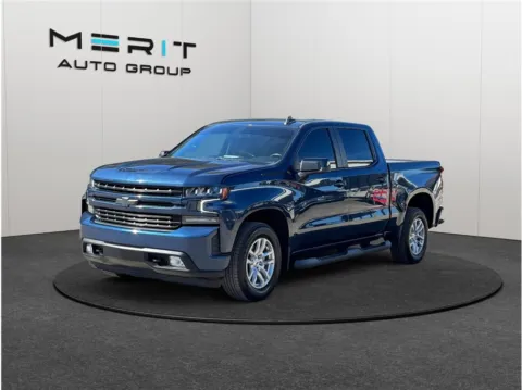 More photos of 2022 Chevrolet Silverado 1500 Limited Crew Cab RST Pickup 4D 5 3/4 ft at Merit Auto Group Atlantic, FL