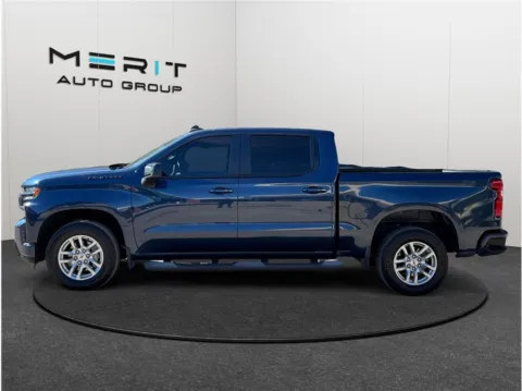 More photos of 2022 Chevrolet Silverado 1500 Limited Crew Cab RST Pickup 4D 5 3/4 ft at Merit Auto Group Atlantic, FL