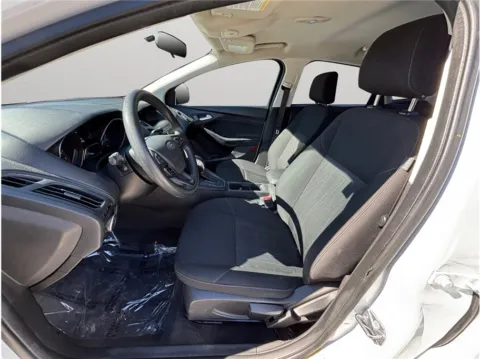 Photos of 2018 Ford Focus SE Hatchback 4D for sale in Jacksonville, FL at Merit Auto Group Atlantic