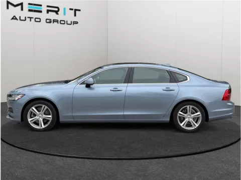 More photos of 2018 Volvo S90 T5 Momentum Sedan 4D at Merit Auto Group Atlantic, FL