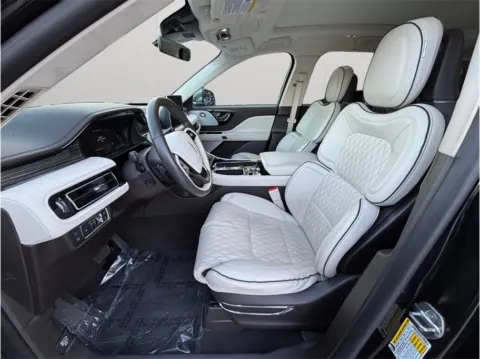 Photos of 2020 Lincoln Aviator Black Label Grand Touring Sport Utility 4D for sale in Jacksonville, FL at Merit Auto Group Atlantic