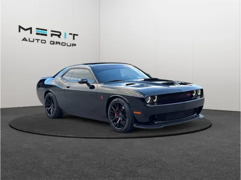 Black 2015 Dodge Challenger SRT Hellcat Coupe 2D for sale in Jacksonville, FL