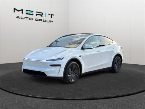 More photos of 2026 Tesla Model Y Long Range Sport Utility 4D at Merit Auto Group Atlantic, FL