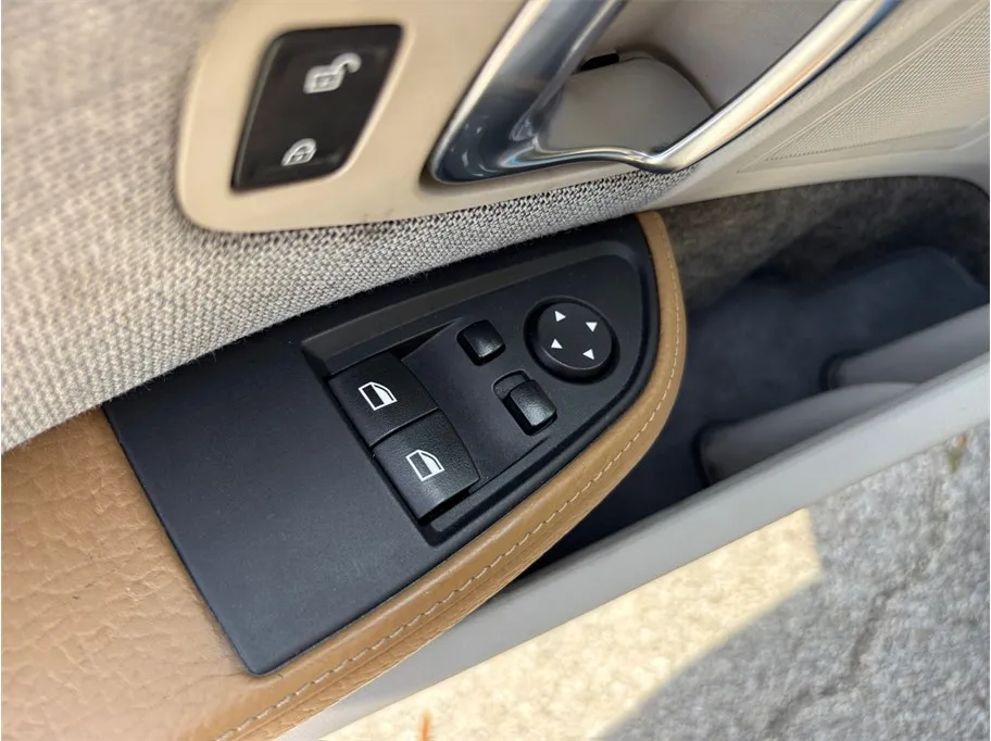 2015 BMW i3 - Photo 19