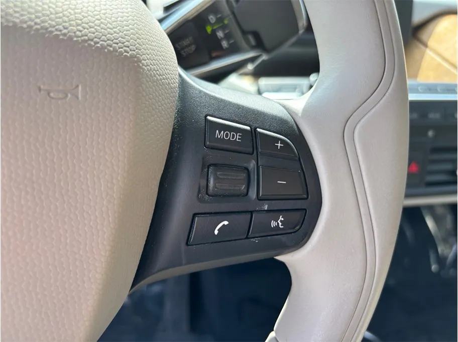 2015 BMW i3 - Photo 23