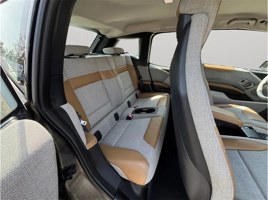 2015 BMW i3 - Photo 37