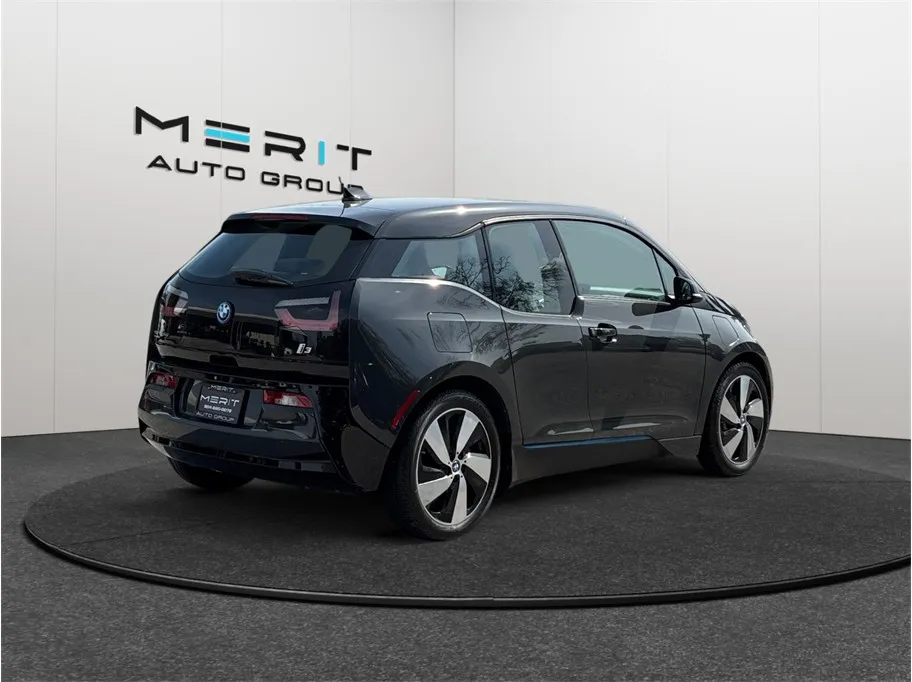 2015 BMW i3 - Photo 9