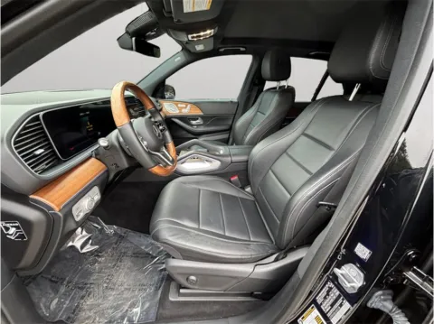 Photos of 2020 Mercedes-benz GLE 450 4MATIC Sport Utility 4D for sale in Jacksonville, FL at Merit Auto Group Atlantic