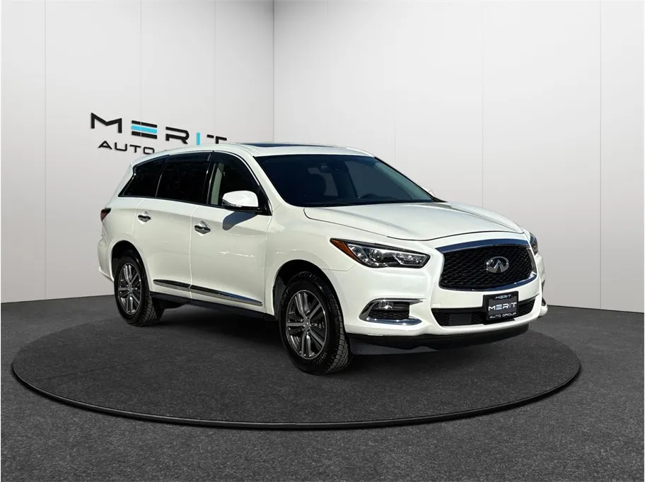 White 2020 Infiniti QX60 PURE Sport Utility 4D for sale in Jacksonville, FL