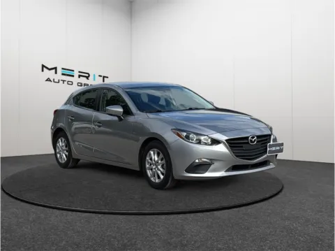 Silver 2014 Mazda MAZDA3 i Touring Hatchback 4D for sale in Jacksonville, FL