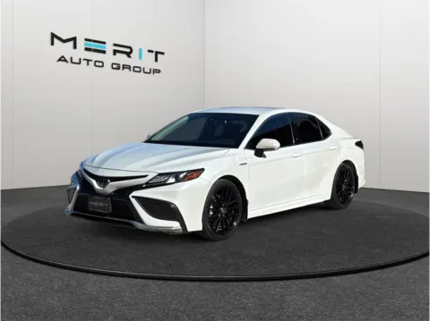 More photos of 2021 Toyota Camry Hybrid XSE Sedan 4D at Merit Auto Group Atlantic, FL