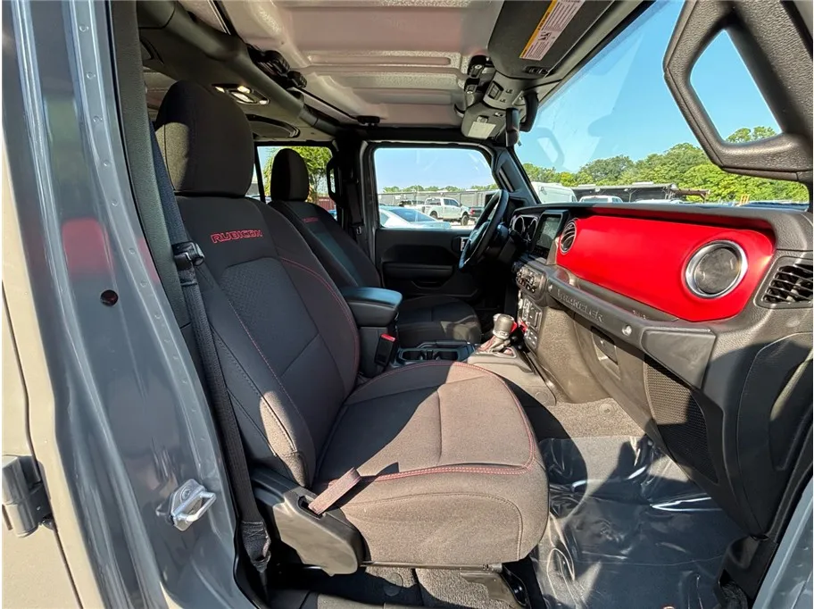 2023 Jeep Wrangler 4-Door Rubicon - Photo 40
