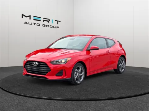 More photos of 2019 Hyundai Veloster 2.0 Coupe 3D at Merit Auto Group Atlantic, FL