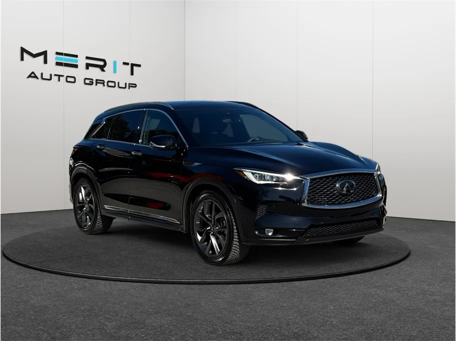 Black 2019 Infiniti QX50 Essential Sport Utility 4D for sale in Jacksonville, FL