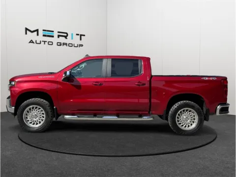 More photos of 2020 Chevrolet Silverado 1500 Crew Cab LT Pickup 4D 5 3/4 ft at Merit Auto Group Atlantic, FL