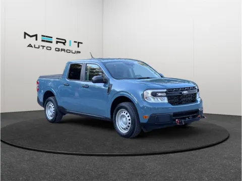 Blue 2022 Ford Maverick XL SuperCrew Pickup 4D 4 1/2 ft for sale in Jacksonville, FL