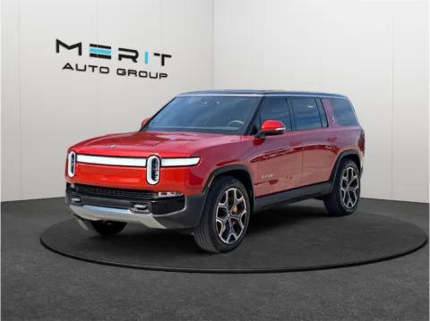 More photos of 2023 Rivian R1S Adventure Sport Utility 4D at Merit Auto Group Atlantic, FL