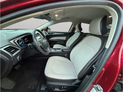 Photos of 2019 Ford Fusion SE Sedan 4D for sale in Jacksonville, FL at Merit Auto Group Atlantic