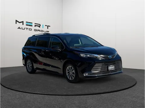 Black 2024 Toyota Sienna XLE Van 4D for sale in Jacksonville, FL