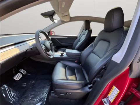 More photos of 2023 Tesla Model Y Performance Sport Utility 4D at Merit Auto Group Atlantic, FL