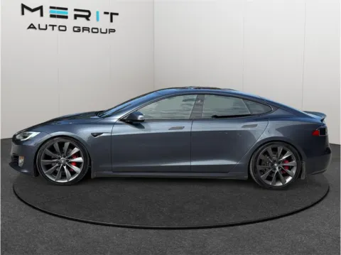 More photos of 2020 Tesla Model S Performance Sedan 4D at Merit Auto Group Atlantic, FL