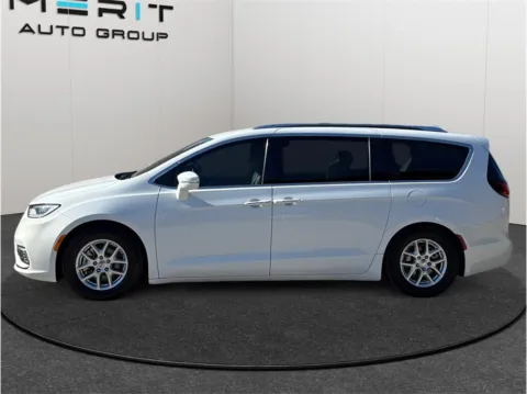 More photos of 2021 Chrysler Pacifica Touring L Minivan 4D at Merit Auto Group Atlantic, FL