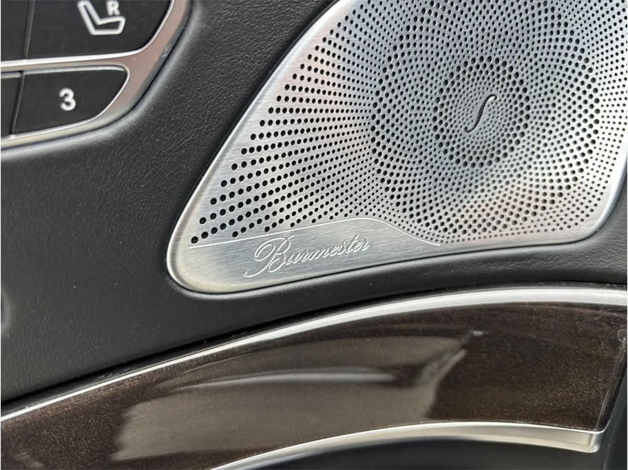 Mercedes-Benz S-Class photo 25