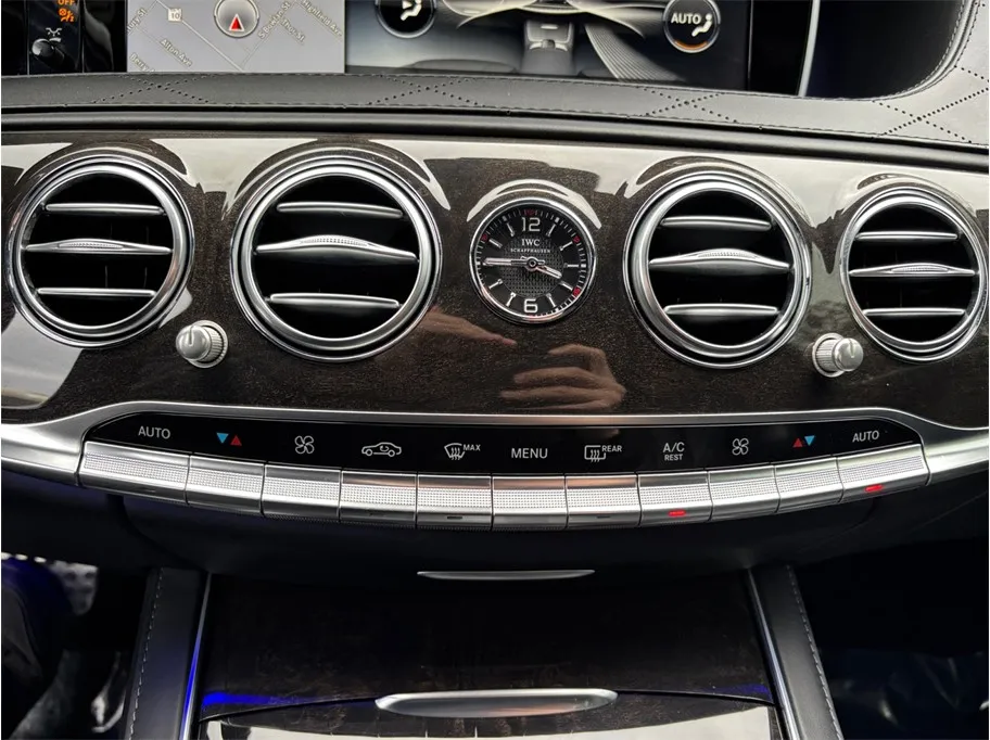 Mercedes-Benz S-Class photo 34