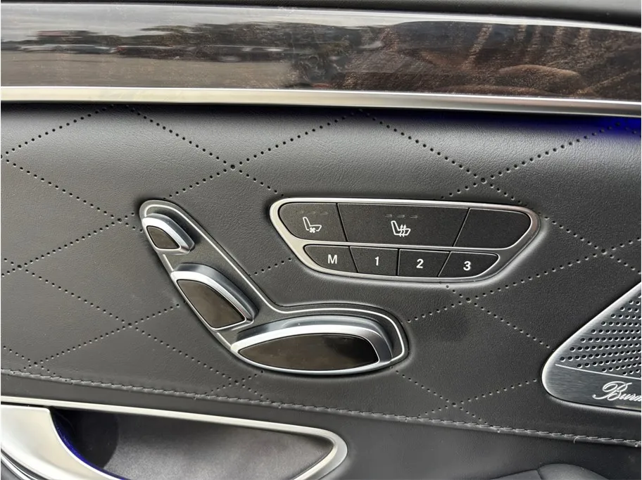 Mercedes-Benz S-Class photo 44