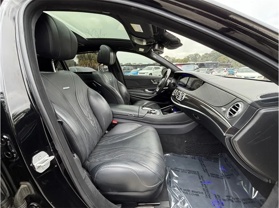 Mercedes-Benz S-Class photo 48