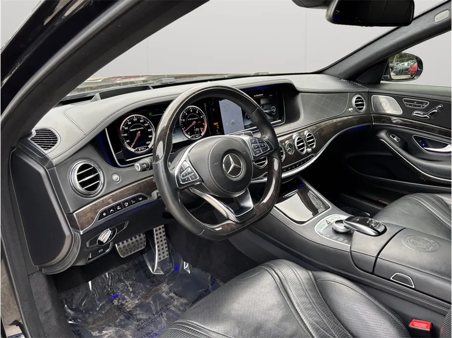 Mercedes-Benz S-Class photo 6