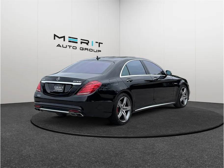 Mercedes-Benz S-Class photo 9