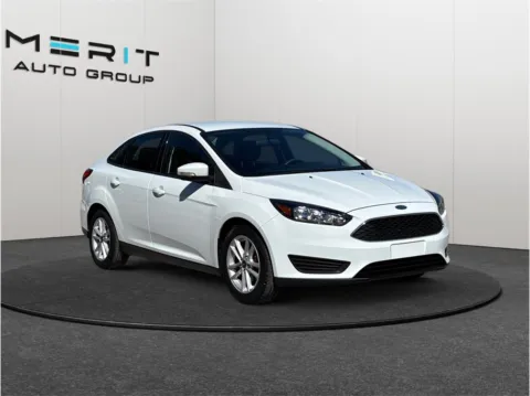White 2017 Ford Focus SE Sedan 4D for sale in Jacksonville, FL