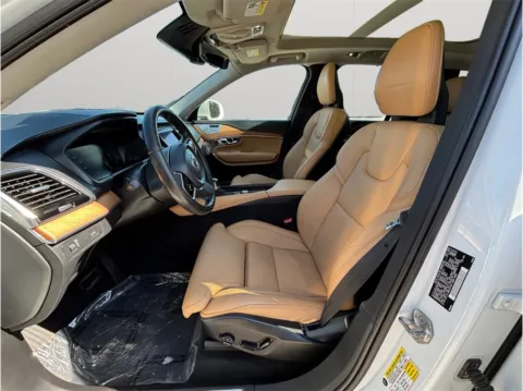 Photos of 2016 Volvo XC90 T6 Inscription Sport Utility 4D for sale in Jacksonville, FL at Merit Auto Group Atlantic